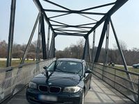 Gebraucht BMW 116 122 PS (89 kW) 2007 Schwarz Kleinwagen