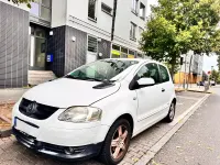 Gebraucht VW Fox Style 60 PS (44 kW) 2010 Weiß Kleinwagen