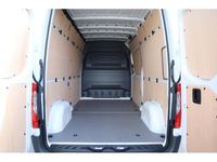 Gebraucht Mercedes Sprinter 150 PS (110 kW) 2023 Weiß Van