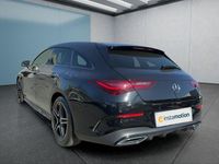 Gebraucht Mercedes CLA200 163 PS (119 kW) 2023 Schwarz Limousine
