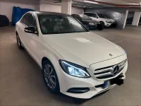 Gebraucht Mercedes C180 156 PS (114 kW) 2014 Weiß Limousine