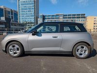 Second-hand Mini Cooper Essential 135 kW (184 CP) 2025 Argintiu Hatchback