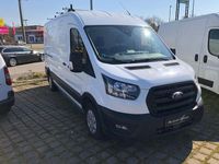 Gebraucht Ford Transit Trend 131 PS (96 kW) 2022 Weiß Van / Kleinbus