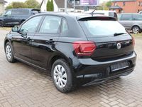Gebraucht VW Polo 95 PS (69 kW) 2020 Schwarz Kleinwagen