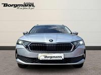 Neu Skoda Octavia Selection 150 PS (110 kW) 2025 Silber Kombi