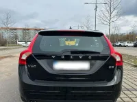 Gebraucht Volvo V60 Kinetic 150 PS (110 kW) 2017 Schwarz Kombi