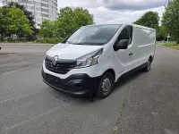 Gebraucht Renault Trafic Komfort 145 PS (106 kW) 2018 Weiß Van / Kleinbus