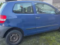 Second-hand VW Fox 58 CP (42 kW) 2006 Albastru Hatchback