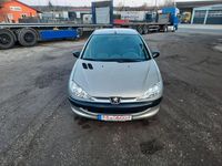 Gebraucht Peugeot 206 75 PS (55 kW) 2004 Silber Limousine