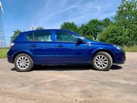 Gebraucht Opel Astra 105 PS (77 kW) 2005 Blau Kleinwagen