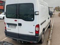 Second-hand Renault Master 116 CP (85 kW) 2005 Alb Monovolum