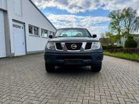Gebraucht Nissan Navara XE 171 PS (125 kW) 2007 Graphitgrau mineraleffekt Pickup