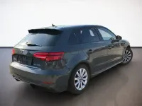Gebraucht Audi A3 Sport 150 PS (110 kW) 2019 Nanograu Limousine