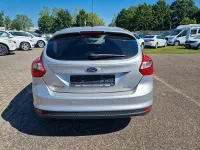 Usado Ford Focus 125 CV (91 kW) 2013 Plateado Berlina