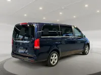 Gebraucht Mercedes V300 237 PS (174 kW) 2022 Cavansitblau metallic Van / Kleinbus