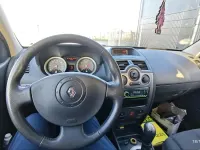 Gebraucht Renault Mégane II 113 PS (83 kW) 2003 Grün Kleinwagen