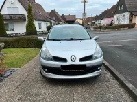 Gebraucht Renault Clio 75 PS (55 kW) 2009 Silber Kleinwagen