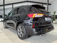 Usado Ford Kuga ST-Line 224 HP (164 kW) 2022 Preto SUV