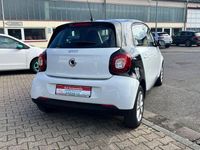 Gebraucht Smart ForFour Basis 90 PS (66 kW) 2015 Weiß Kleinwagen