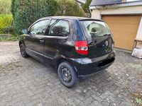 Gebraucht VW Fox 54 PS (39 kW) 2007 Schwarz Kleinwagen
