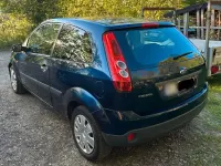 Gebraucht Ford Fiesta 70 PS (51 kW) 2005 Blau Kleinwagen