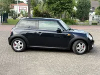 Gebraucht Mini Cooper 95 PS (69 kW) 2008 Schwarz Kleinwagen