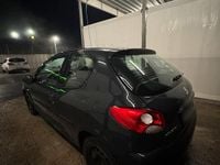 Gebraucht Peugeot 206+ 73 PS (53 kW) 2009 Grau Kleinwagen