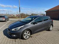 Gebraucht Kia Ceed 110 PS (80 kW) 2015 Grau Kleinwagen