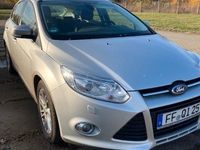 Second-hand Ford Focus Trend 101 CP (74 kW) 2012 Argintiu Berlinǎ