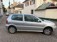 Gebraucht VW Polo Trendline 60 PS (44 kW) 2000 Silber Limousine
