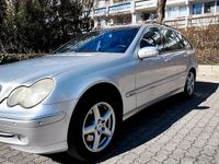 Gebraucht Mercedes C320 218 PS (160 kW) 2003 Grau Kombi