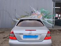 Gebraucht Mercedes E220 Avantgarde 170 PS (125 kW) 2007 Silber Limousine