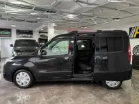 Gebraucht Opel Combo Edition 120 PS (88 kW) 2017 Schwarz Van / Kleinbus