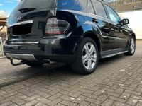 Gebraucht Mercedes ML280 190 PS (139 kW) 2007 Schwarz SUV