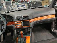 Gebraucht BMW 540 286 PS (210 kW) 1998 Schwarz Limousine