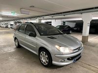 Gebraucht Peugeot 206 109 PS (80 kW) 2003 Silber Kombi