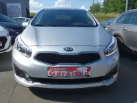 Gebraucht Kia Ceed DREAM-TEAM Edition 135 PS (99 kW) 2015 Silber Kleinwagen