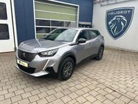 Gebraucht Peugeot e-2008 Active 100 kW (136 PS) 2023 Artense silber metallic SUV