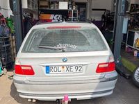 Gebraucht BMW 330 184 PS (135 kW) 2000 Silber Kombi