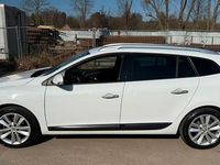 Gebraucht Renault Mégane III Luxe 131 PS (96 kW) 2010 Weiß Limousine