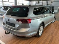 Gebraucht VW Passat 150 PS (110 kW) 2022 Pyritsilber metallic Kombi