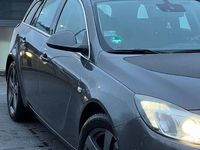 Gebraucht Opel Insignia Edition 131 PS (96 kW) 2010 Grau Limousine