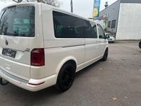 Gebraucht VW Caravelle Comfortline 204 PS (150 kW) 2017 Weiß Van / Kleinbus