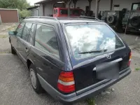 Gebraucht Mercedes 230 136 PS (100 kW) 1988 Blau Kombi