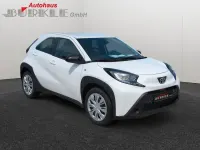 Neu Toyota Aygo X Business Edition 72 PS (52 kW) 2025 Weiß SUV