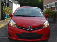 Gebraucht Toyota Yaris 99 PS (72 kW) 2012 Rot Kleinwagen