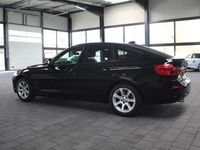 Gebraucht BMW 318 Advantage 150 PS (110 kW) 2019 Schwarz Limousine