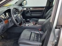 Gebraucht VW Touareg 224 PS (164 kW) 2007 Silber SUV