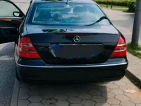 Gebraucht Mercedes E200 163 PS (119 kW) 2003 Schwarz Limousine