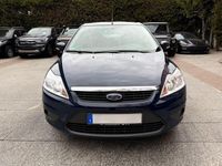 Gebraucht Ford Focus Style 109 PS (80 kW) 2010 Blau Kombi